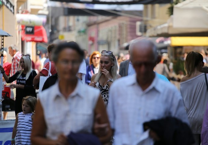 Praznična atmosfera u Sarajevu [FOTO]