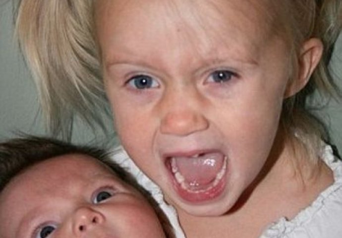 Roditelji objavili urnebesno smiješne fotografije djece, morate da vidite broj 7 i 9! 