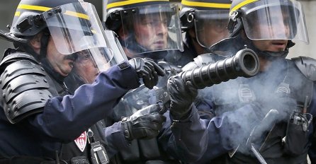 Francuska: Policija ispalila suzavac i šok bombe