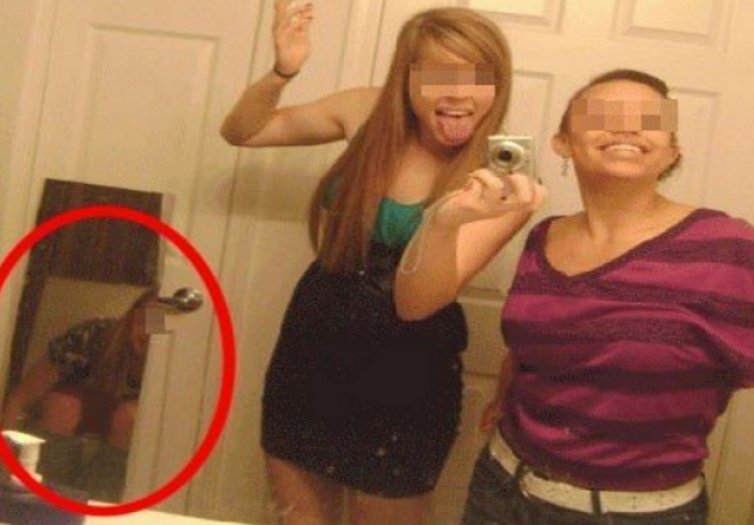 Zbog njih nikada nećemo slikati selfije u blizini ogledala (FOTO)