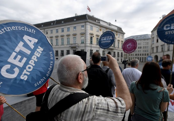 Austrijanci protiv CETA
