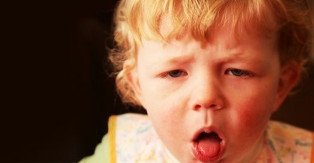 Znate li šta uraditi ako se dijete počne gušiti komadićem hrane? 