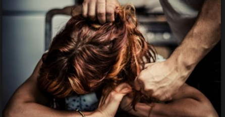 Majka monstrum: Naplaćivala silovanje kćerke 8 eura, a kada se opirala dobijala strašne kazne