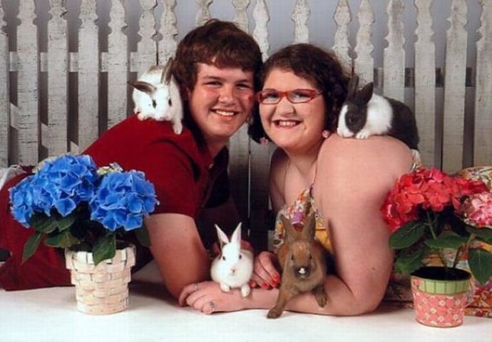 Najgore od najgorih: Ovo su najbizarnije porodične fotografije ikada uslikane