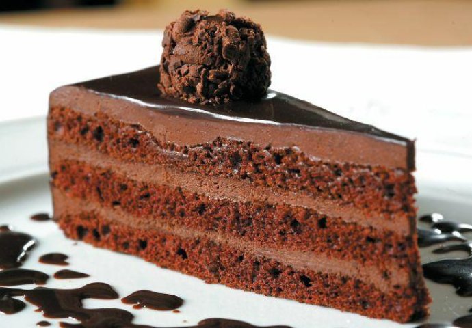 Saznajte zašto je dobro jesti čokoladnu tortu za doručak 