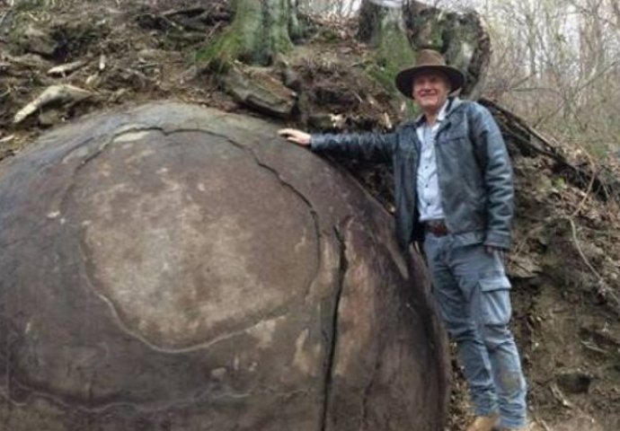 Osmanagić: Kamena kugla iz Zavidovića najmasivnija i najveća na svijetu