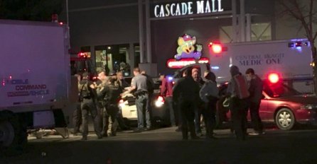 Tragedija u Washingtonu: 4 ljudi ubijeno u pucnjavi u tržnom centru