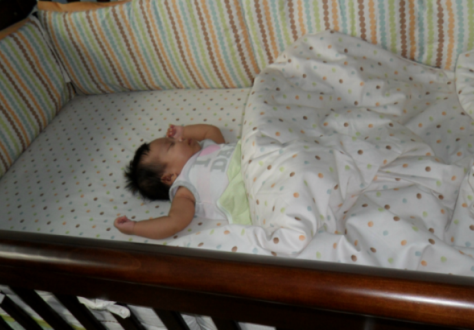 Čula je da beba plače: Kada je ušla u sobu imala je šta i vidjeti! (VIDEO)