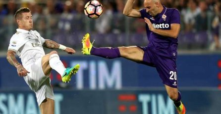 Viole nadigrale Milaneze, ali nisu slavile: Ni penal nije pomogao