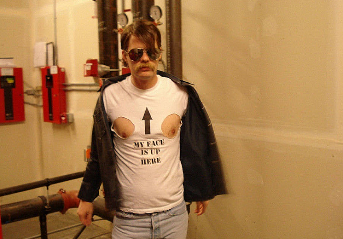 Pošteno su se obrukali: Ovi ljudi nikako nisu ponosni na ove fotografije! 