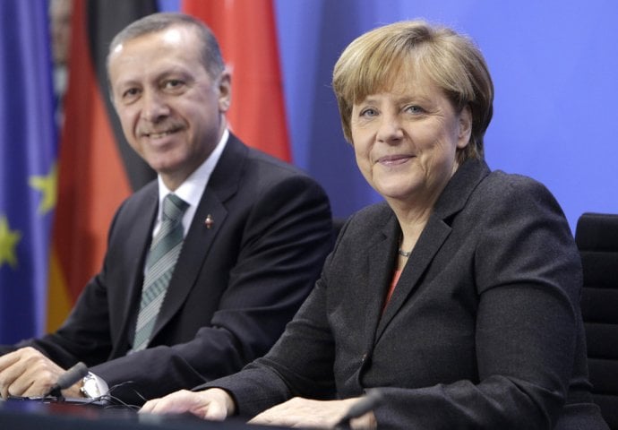 Merkel i Erdogan: Rusija ima posebnu odgovornost za situaciju u Siriji