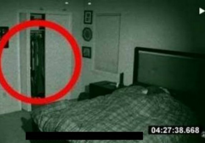 Postavio je skrivenu kameru prije odlaska na spavanje, šta je snimila ostavlja bez teksta (VIDEO)