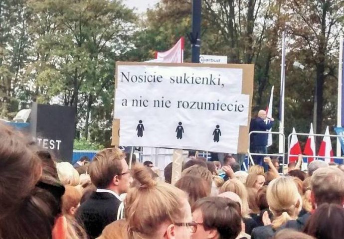 U Varšavi demonstracije protiv zabrane abortusa