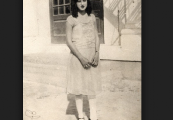 Starac koji je sedam godina ležao pored svoje mrtve djevojke (23), kad čujete razlog, zaprepastit ćete se (FOTO I VIDEO)