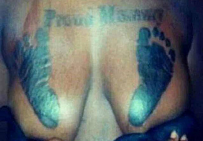 Šta reći?! Ove tetovaže na grudima će vas potpuno ostaviti bez teksta