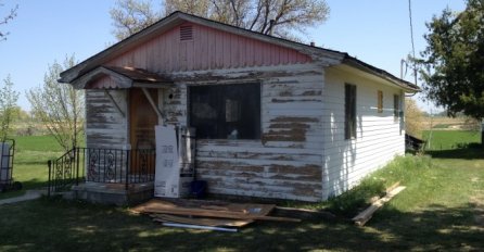 Poslije 30 godina raspadanja odlučila je da renovira ovu užasnu staru kuću: Kada vidite rezultat bit ćete smrtno ljubomorni na nju (FOTO) 