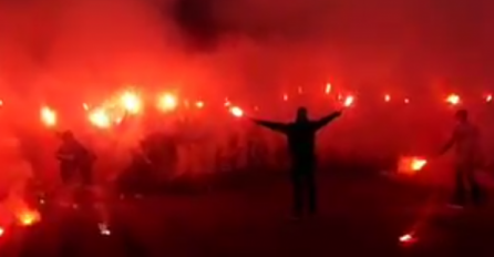 Brisel u plamenu: Bh. navijači u veličanstvenom korteu stigli pred stadion