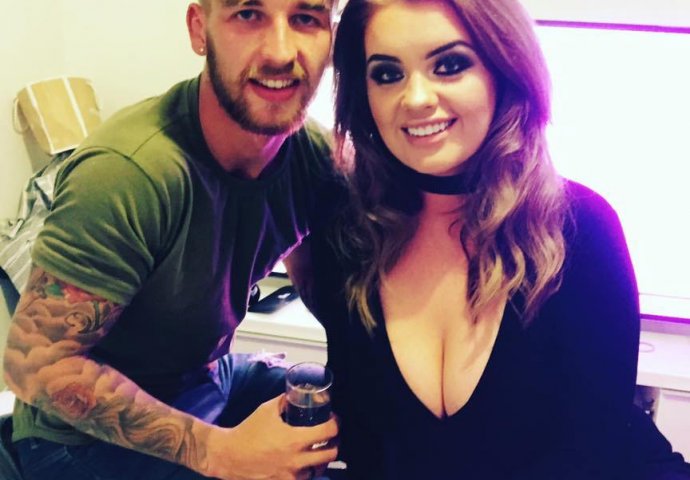 Da li je ovo najposesivnija djevojka ikada? Napisala dečku pravilnik od 20 stavki šta ne smije raditi na ljetovanju! (FOTO)