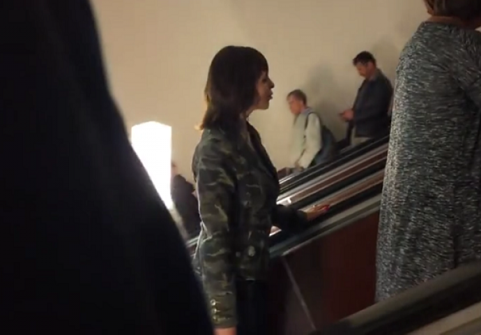 Potajno je snimao ženu na pokretnim stepenicama, a ono što je uradila trenutno obilazi svijet (VIDEO)