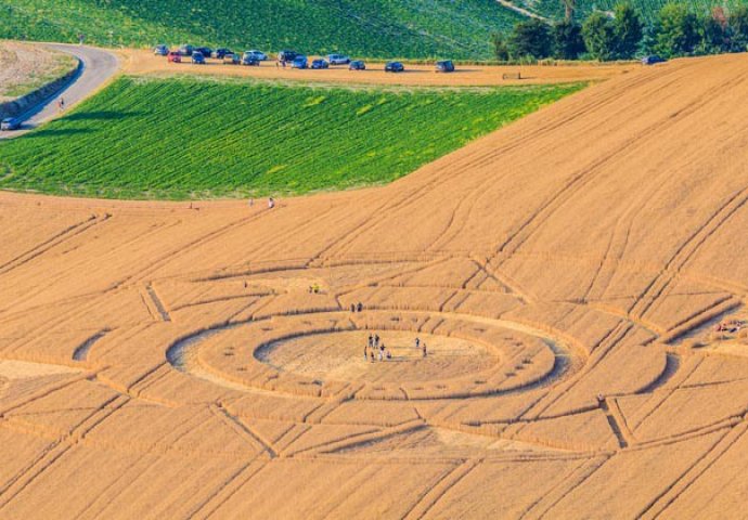 Duhovi, fantomi, misteriozna bića: 10 najjezivijih paranormalnih pojava koje je potvrdila i policija