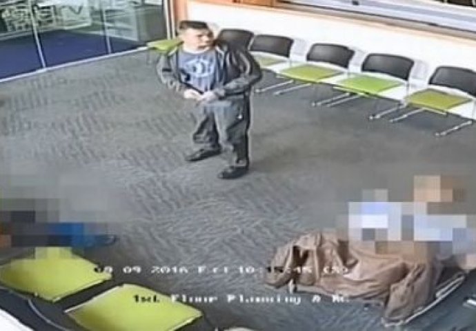 Dno dna: Ušao je u banku i vidio slijepu ženu kako čeka, a onda je uradio najjadniju stvar ikada! (VIDEO)