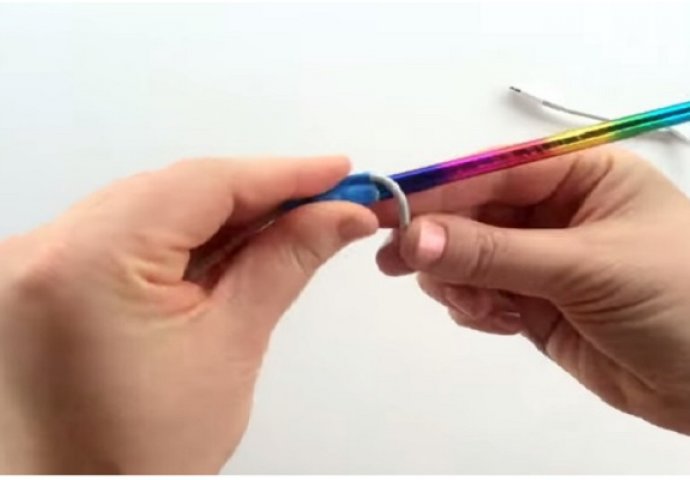 Omotao je kabal punjača oko olovke: Kada vidite zašto, uradit ćete isto (VIDEO)