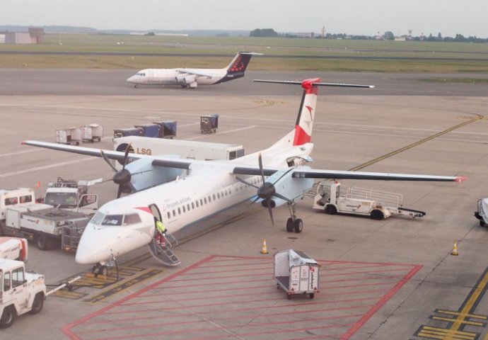 Problemi na letu Beograd-Beč:  Zbog turbulencije pri slijetanju lakše povrijeđena tri člana posade