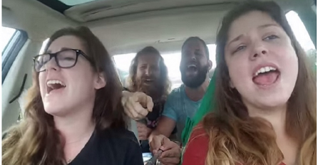 Zabavljali su se u autu tokom vožnje, a onda se desila strašna prometna nesreća (VIDEO)