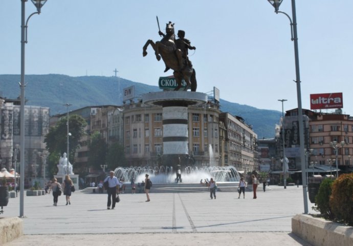 Makedonski parlament se raspustio zbog izbora u decembru