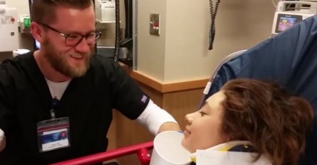 Pod dejstvom anestezije zaprosila medicinsko osoblje (VIDEO)