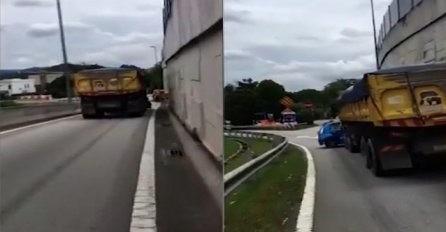 Vozeći se cestom naišao je na kamion: Kada je vidio šta šofer radi, ostao je u šoku (VIDEO)