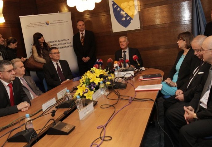 CIK BiH: Sjednicu obilježila svađa zbog Srebrenice