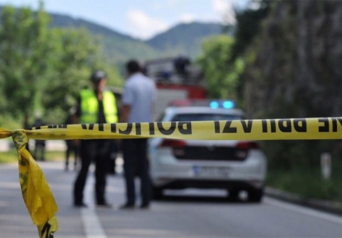 Nesreća u Zenici: Poginuo vijećnik, sletio sa džipom i prevrnuo se 