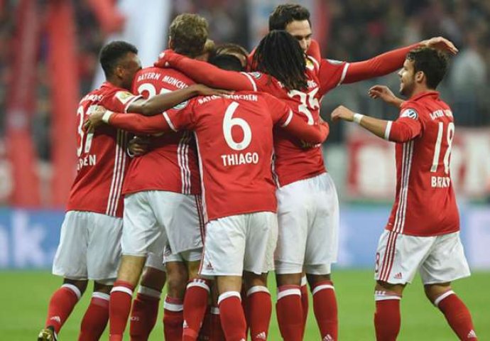 Milioneri tek nakon penala izbacili drugoligaša, Bayern rutinski