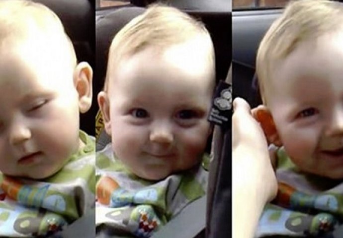 Ova beba se bori protiv sna na najslađi mogući način, njena reakcija će vam rastopiti srce (VIDEO)