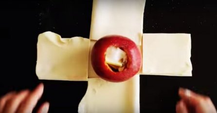 Isjekla je lisnato tijesto i stavila jabuku u sredinu: Na ovaj način je voće pretvorila u ukusan desert! (VIDEO) 