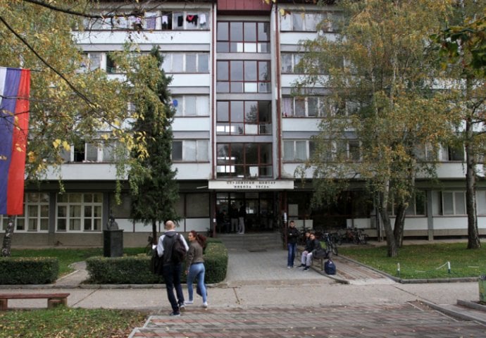 Studenti tvrde da su izbačeni iz soba iako su platili do kraja oktobra