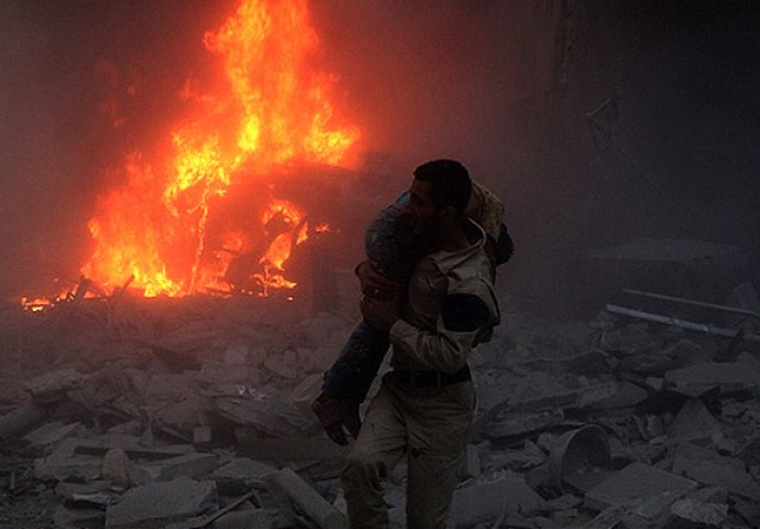 Sirijski pobunjenici bombardiraju Aleppo, poginulo 15 civila