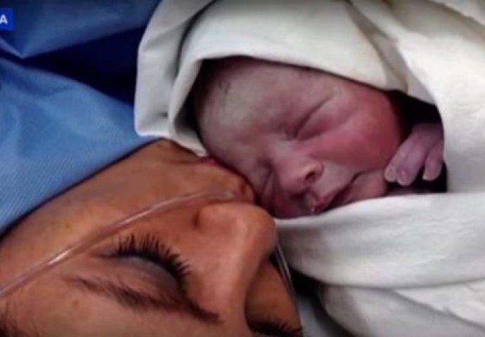 Mama je u ruke uzela svoju tek rođenu bebu, ali uočila je nešto čudno: Nakon DNK testa otkrila je jezivu istinu (VIDEO)