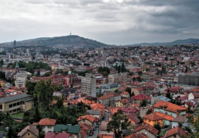 Danas nas očekuje oblačno vrijeme, saobraćaj se odvija bez dužih zastoja