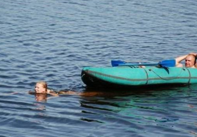 "Ja sam gazda, ti si moj rob": Fotografije koje pokazuju kako bi svijet izgledao da je sve po volji muškaraca