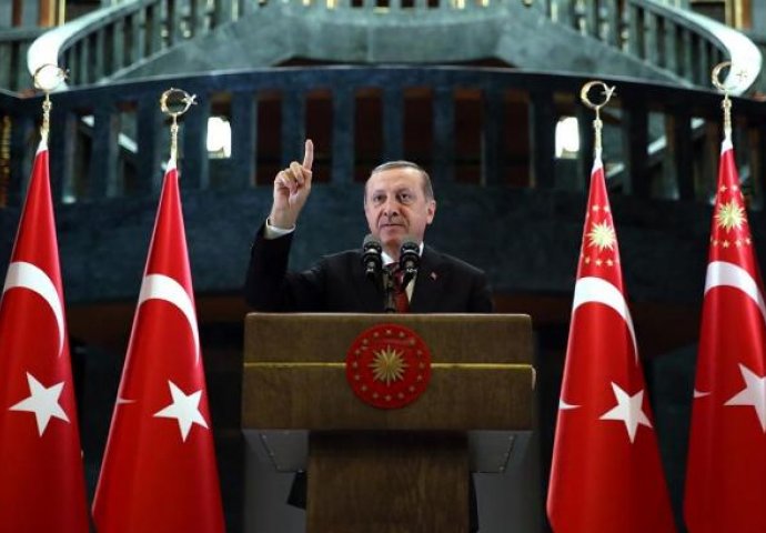 Turska otpustila još 10 000 službenika