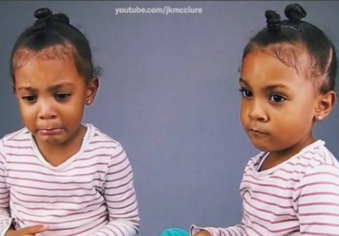 Pogledajte reakciju djevojčice kada je saznala da je ona mlađa sestra blizankinja (VIDEO)