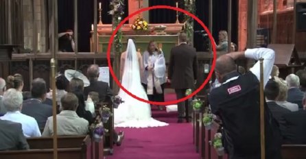 Urnebesno: Počelo je kao i svako obično vjenčanje, ali onda se u jednom trenutku sve preokrenulo (VIDEO)