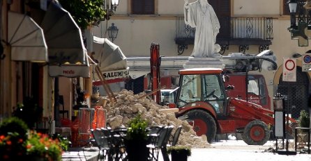 Tlo u Italiji pomaknulo se zbog potresa 70 centimetara