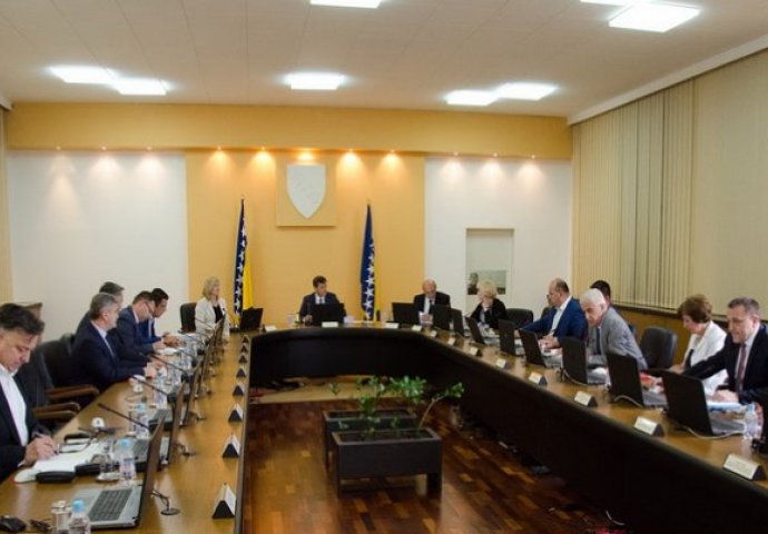 Vlada FBiH prepolovila planirana sredstva za sufinansiranje prvog zapošljavanja