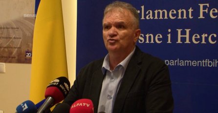 Tufekčić: Parlamentarna kriza evidentna, ali uskoro rješenje problema