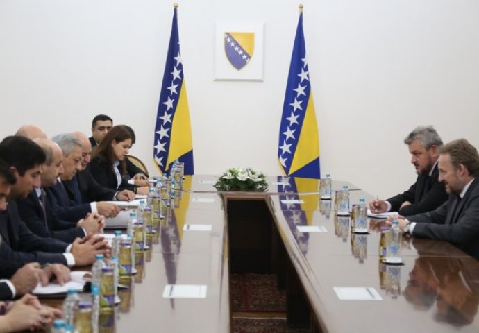 Izetbegović primio delegaciju Parlamenta Republike Azerbejdžan