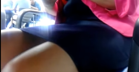 Kakav perverznjak: Snimao šeficu ispod stola a ona sve pokazala a da toga nije bila svjesna (VIDEO)