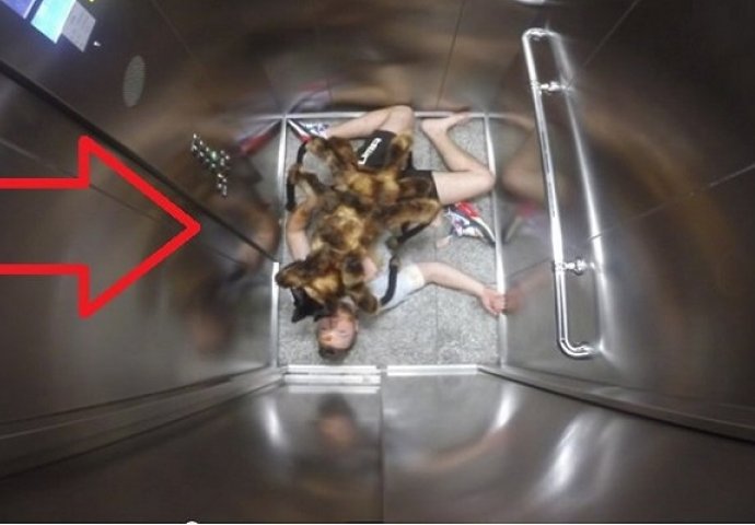 Ovako ludu podvalu još niste vidjeli: Ušao je u lift, a tamo ga je čekala zastrašujuća scena (VIDEO)